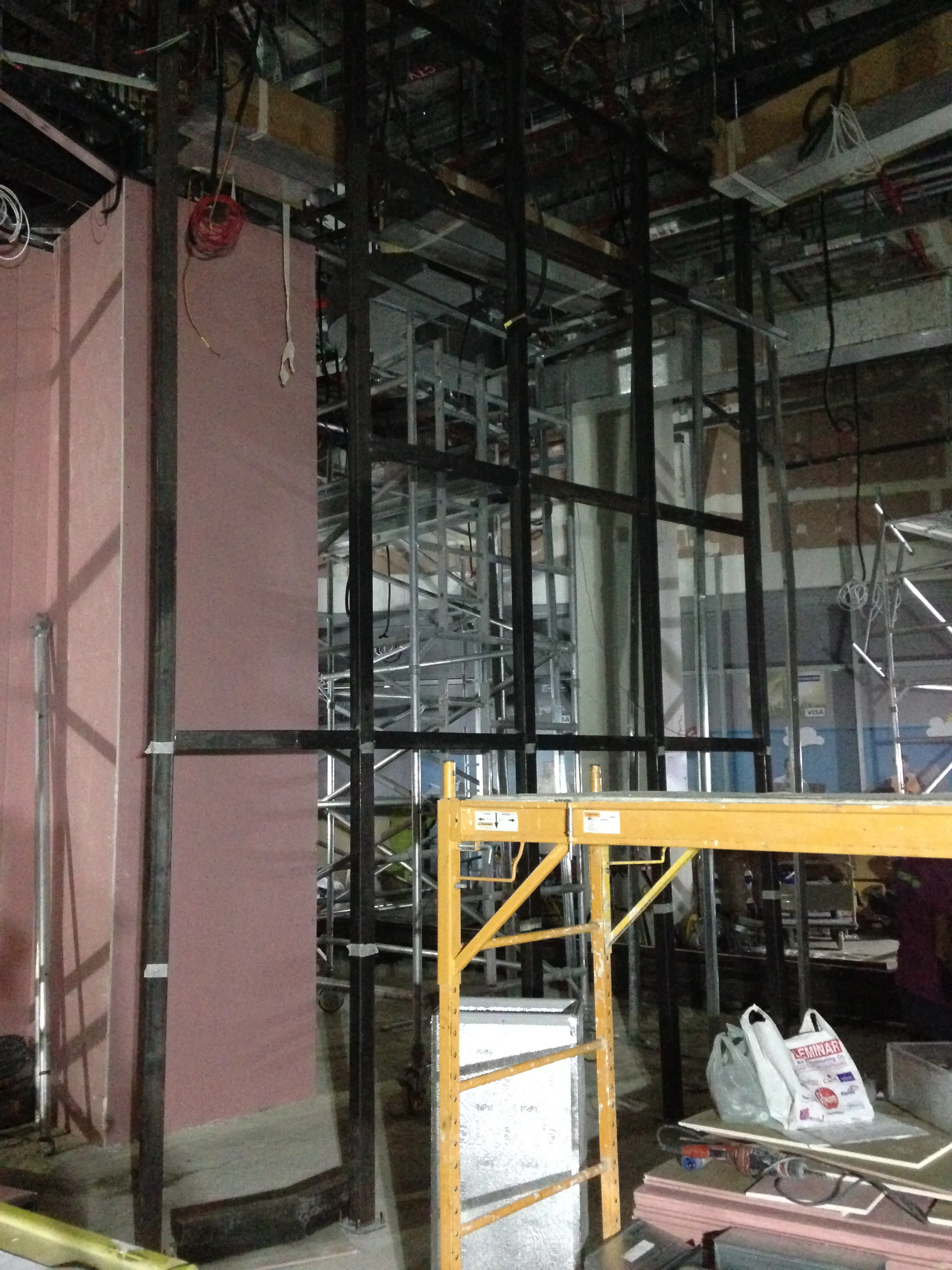 Detalle estructural de la sucursal en Dubai Mall